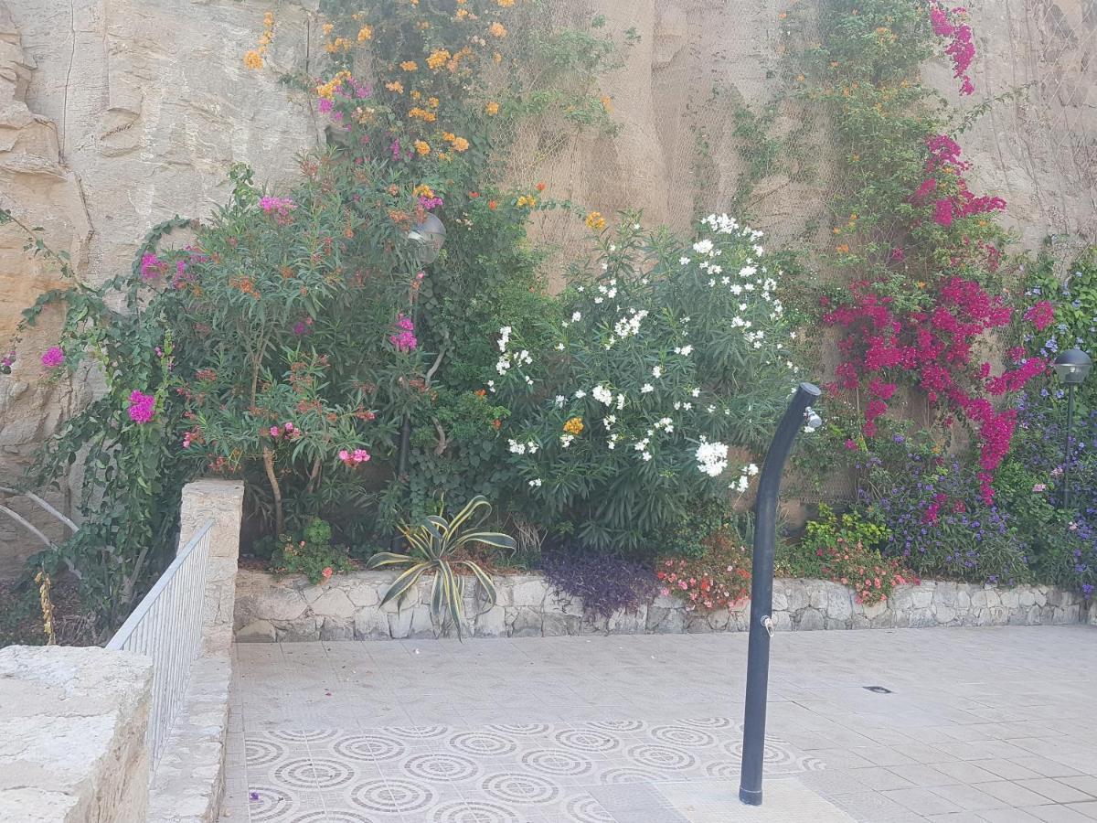 Deluxe 3 Rooms74M2,2Air Condit 2Tv Seaview On Amadores,2 Heatpools, Parking, 600 Mb,Dishwasher,2Lift,,3 Beaches بلايا ذيل كورا المظهر الخارجي الصورة