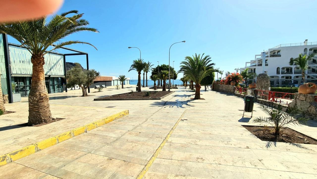 Deluxe 3 Rooms74M2,2Air Condit 2Tv Seaview On Amadores,2 Heatpools, Parking, 600 Mb,Dishwasher,2Lift,,3 Beaches بلايا ذيل كورا المظهر الخارجي الصورة