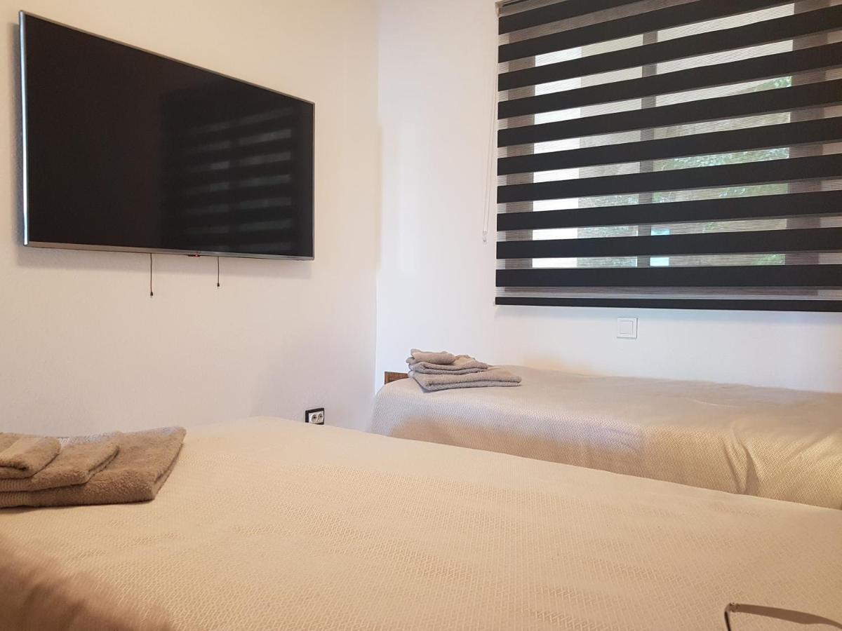Deluxe 3 Rooms74M2,2Air Condit 2Tv Seaview On Amadores,2 Heatpools, Parking, 600 Mb,Dishwasher,2Lift,,3 Beaches بلايا ذيل كورا المظهر الخارجي الصورة